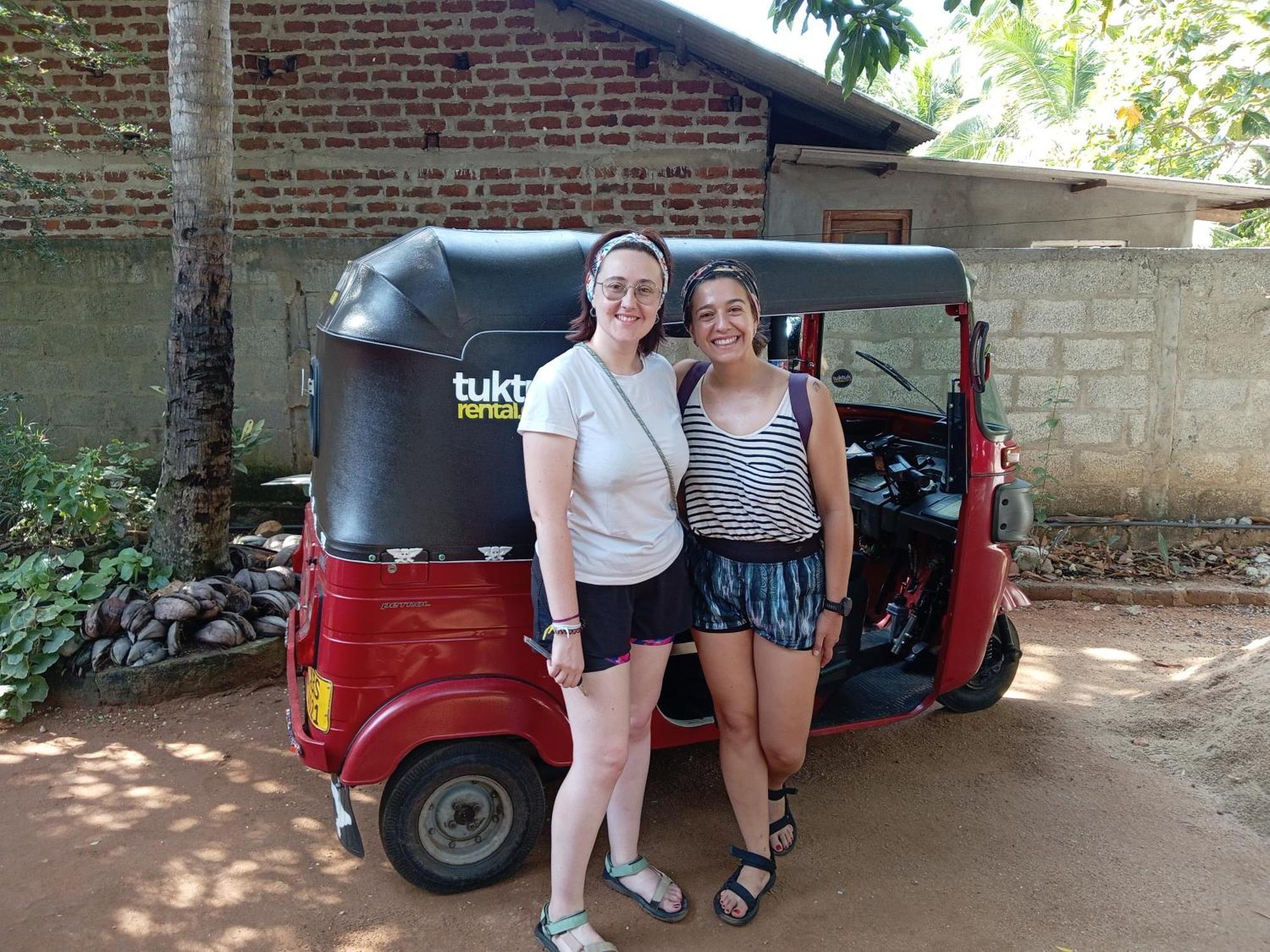 Lake House Homestay Anuradhapura Ngoại thất bức ảnh